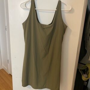 Nike Bliss Luxe Training Dress with built-in shorts (color: Olive, size: Medium)